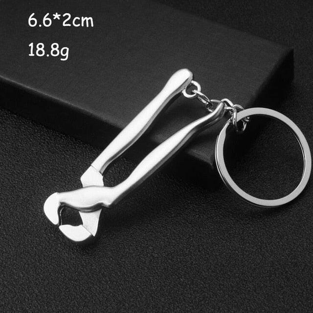 Keychains For Men Car Bag KeyRing Outdoor Combination Tool Portable Mini Utility Pocket Clasp Ruler Hammer Wrench Pliers Shovelơ' yuhuv test3333 yuhuv test.