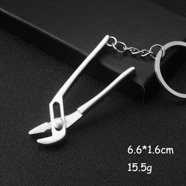 Keychains For Men Car Bag KeyRing Outdoor Combination Tool Portable Mini Utility Pocket Clasp Ruler Hammer Wrench Pliers Shovelơ' yuhuv test3333 yuhuv test.