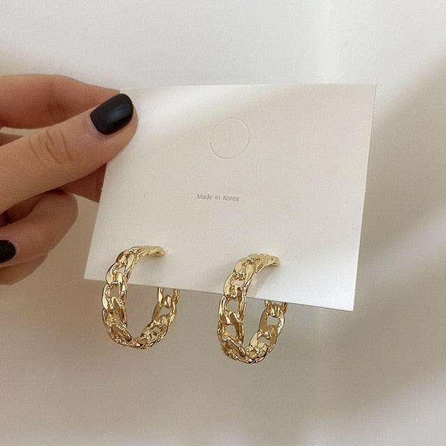 Trendy Hollow Chain Hoop Earrings Temperament Simple Design Circle Statement Earrings Jewelry Metal Geometric Fashion Earrings yuhuv test  yuhuv test022.