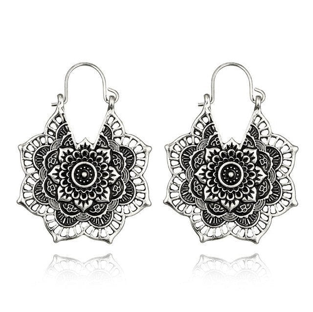 969696  yuhuv test Tocona Vintage Antique Gold Black Silver Color Flower Metal Hoop Earrings Punk Alloy Earring Brincos for Women Jewelry 5673 yuhuv test aja.