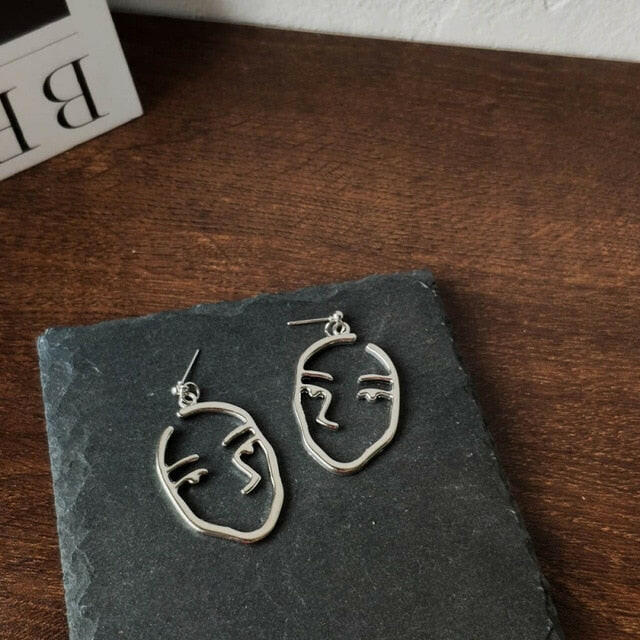 Fashion Girl Face Abstract Line Drop Earrings for Women Simple Human Face Pendant Earrings Elegant Female Ear Jewelry Gifts yuhuv test  yuhuv test022.