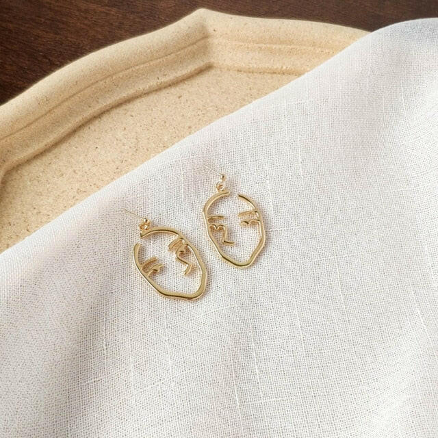 Fashion Girl Face Abstract Line Drop Earrings for Women Simple Human Face Pendant Earrings Elegant Female Ear Jewelry Gifts yuhuv test  yuhuv test022.