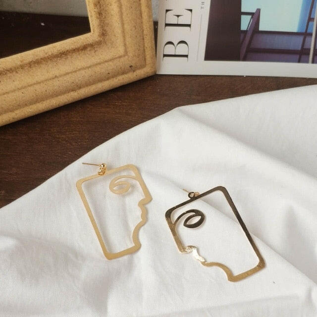 Fashion Girl Face Abstract Line Drop Earrings for Women Simple Human Face Pendant Earrings Elegant Female Ear Jewelry Gifts yuhuv test  yuhuv test022.