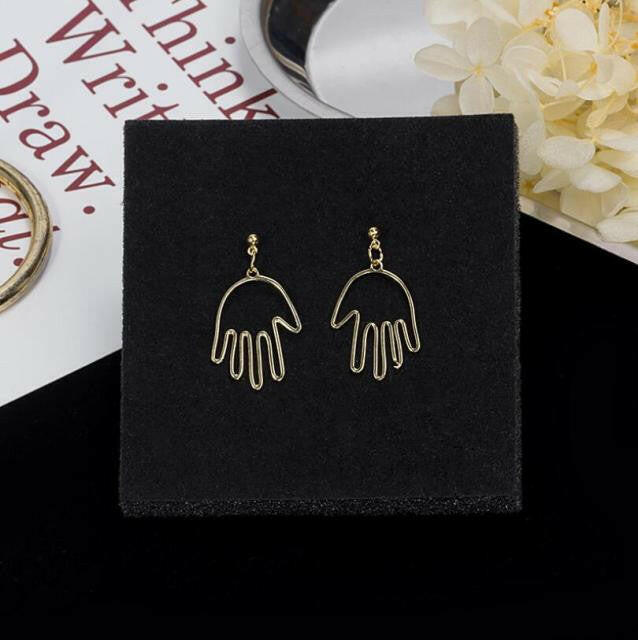 Fashion Girl Face Abstract Line Drop Earrings for Women Simple Human Face Pendant Earrings Elegant Female Ear Jewelry Gifts yuhuv test  yuhuv test022.