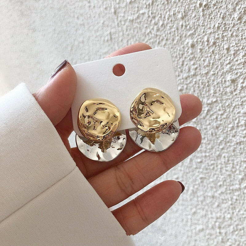 AOMU 2021 Fashion Geometric Irregular Disc Folds Gold Silver Color Metal Stud Earrings for Women Gift Party Jewelry Gift yuhuv test  yuhuv test022.