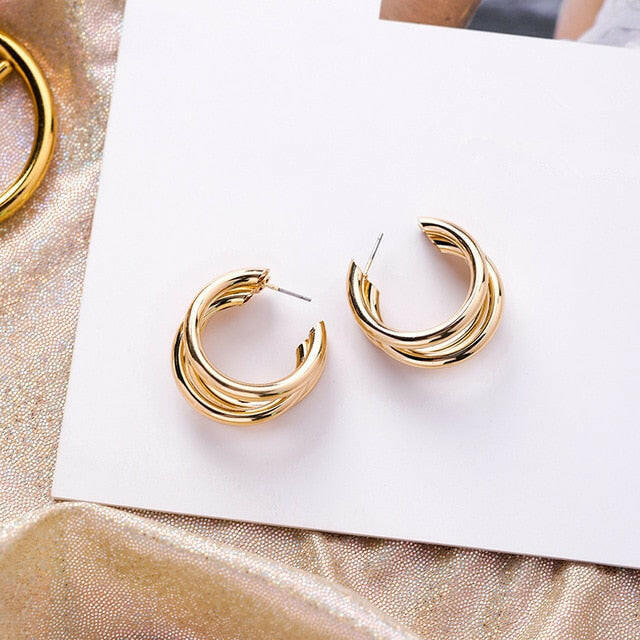 AOMU 2021 Fashion Geometric Irregular Disc Folds Gold Silver Color Metal Stud Earrings for Women Gift Party Jewelry Gift yuhuv test  yuhuv test022.