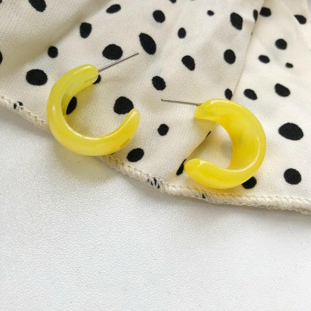 HUANZHI 2020 New Korea Colorful Acrylic Geometric C-shaped Hoop Earrings Retro For Women Girls Party Travel Jewelry Gifts yuhuv test  yuhuv test022.