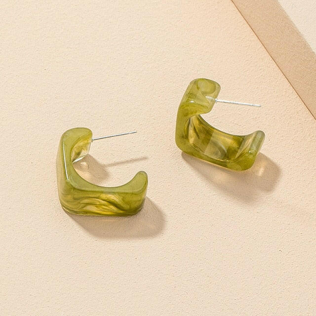 HUANZHI 2020 New Korea Colorful Acrylic Geometric C-shaped Hoop Earrings Retro For Women Girls Party Travel Jewelry Gifts yuhuv test  yuhuv test022.