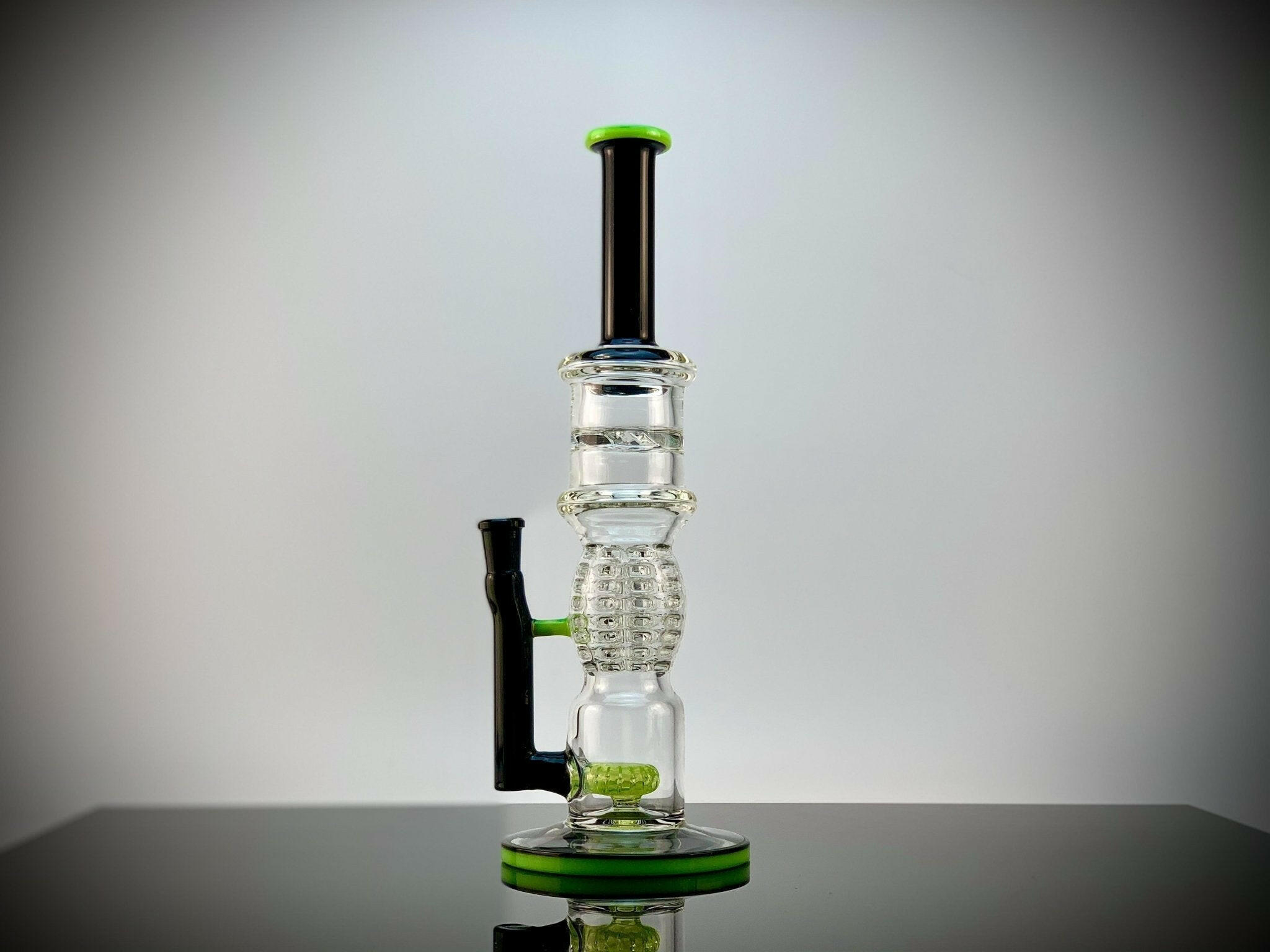 a22222346  330  Zoda Glass SLYME Honeycomb Percolator Glass Rig 55.